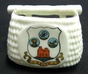 Heraldic ware / crested china, Goss model of Jersey fish basket