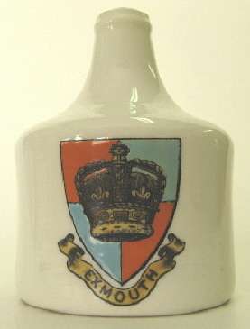 Heraldic ware / crested china: Goss model of sack bottle
