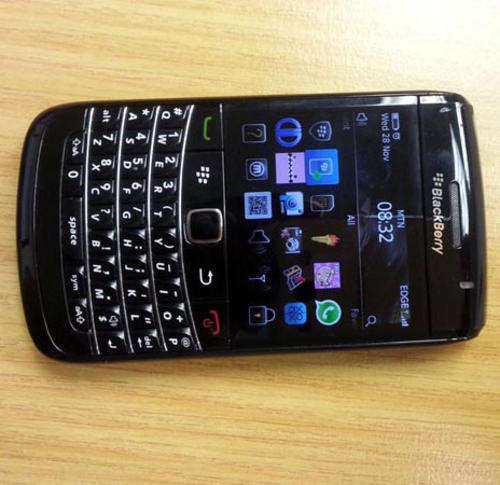 BlackBerry Bold 9780 **CraZy AuCtion**