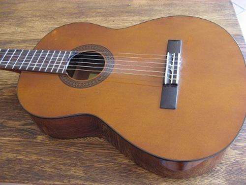 Yamaha g228 store