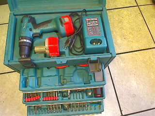 Makita 14.4 V Li-on Rechargeable Drill Kit + 2 Batteries + Charger + 3 Drawers of Bits and Tools