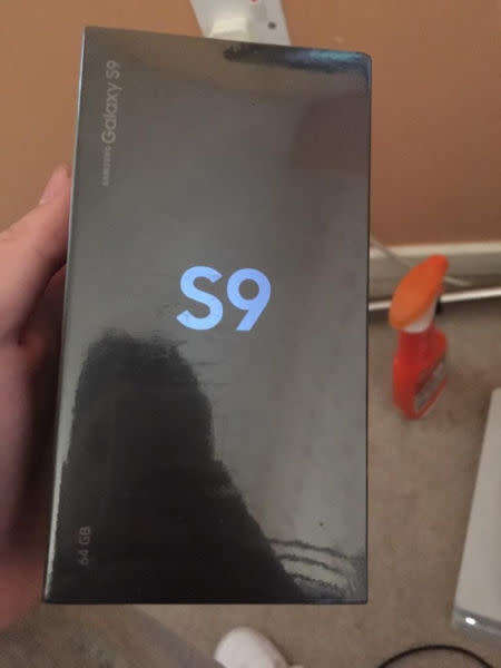 Samsung S9 (Midnight Black)