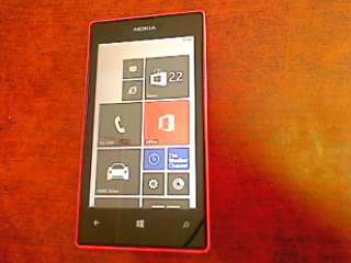 Nokia Lumia 520 + Charger