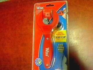 Wiss Adjustable Ratcheting Pipe Cutter (8mm to 29mm)