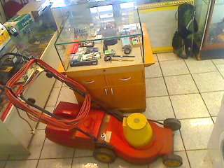 Wolf 1800w Lawnmower + Extention + Grass Box (Collection Only !!!!!)