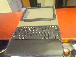 Apple I Pad Body Glove + Keyboard