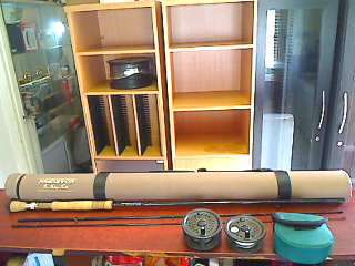 Predator Excel 9 Foot Graphite Fly Rod +Bag and Tube + Magnum 200D Fly Reel (Collection Only !!!!!!)