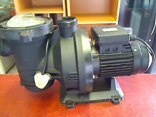 Uni Pumps 0.75 Pool Pump (Collection Only !!!!!!!)