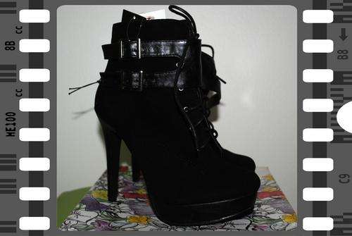 STUNNING BLACK ANKLE BOOTS WITH BUCKLE - SIZE 6