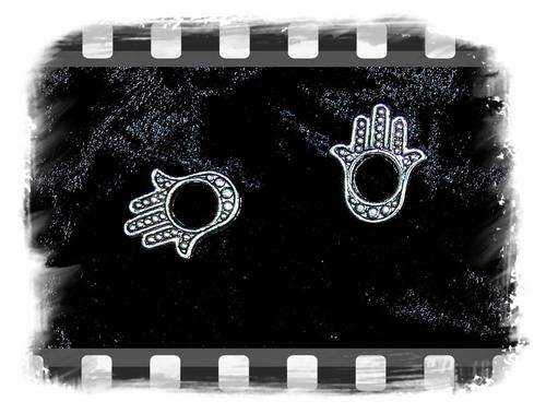 4 X SILVER HAND SPACER BEADS