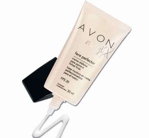 AVON MAGIX ILLUMINATING FACE PERFECTOR