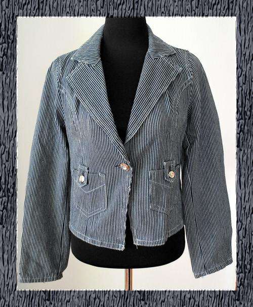 DENIM JACKET