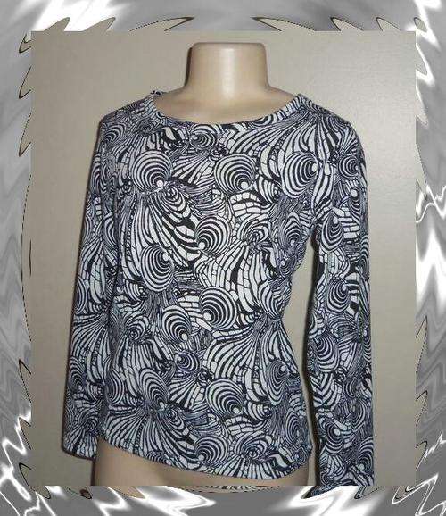 STUNNING LONG SLEEVE TOP - SIZE M