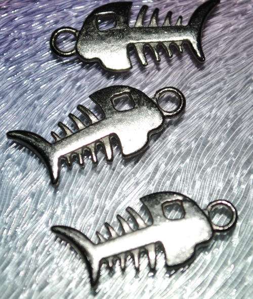 SILVER FISH BONE