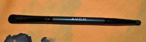 AVON MAKEUP BRUSH AND SMUDGER