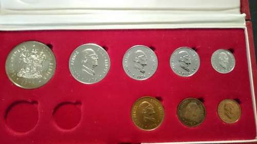 1976 South African Coins R1, 50c, 20c 10c, 5c, 2c, 1c, half cent