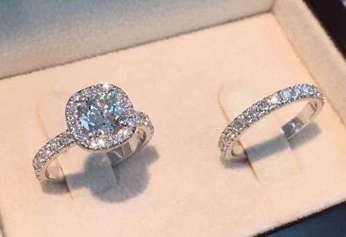 ** STUNNING TWINSET 925 RINGS** AWESOME PIECES (SIZE 8)