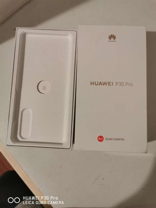 Huawei P30 Pro Single Sim ( 4 Months old ) under Huawei SA warranty LOCAL STOCK Open to all networks