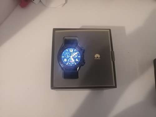 Huawei Watch GT (9.99/100) very clean watch