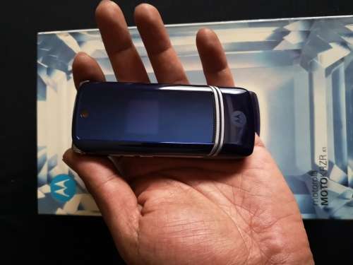 Motorola KRZR K1 ***Absolutely Stunning*** Bargain Price