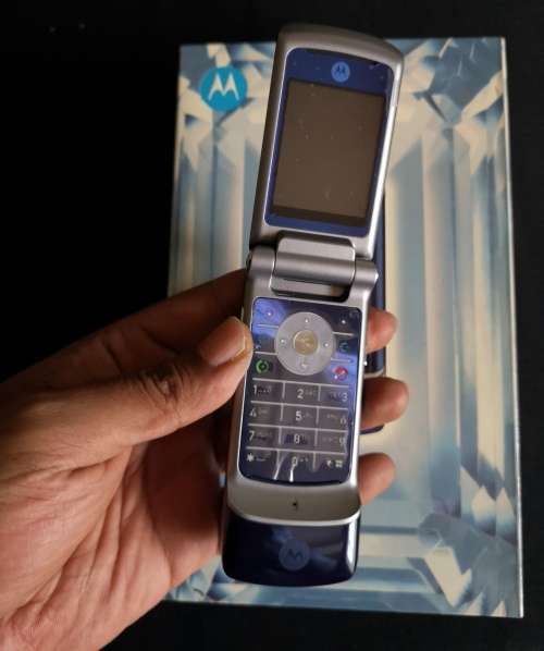Motorola KRZR K1 ***Absolutely Stunning*** Bargain Price