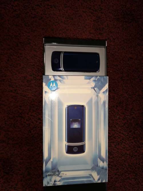 Motorola KRZR K1 ***Absolutely Stunning*** Bargain Price