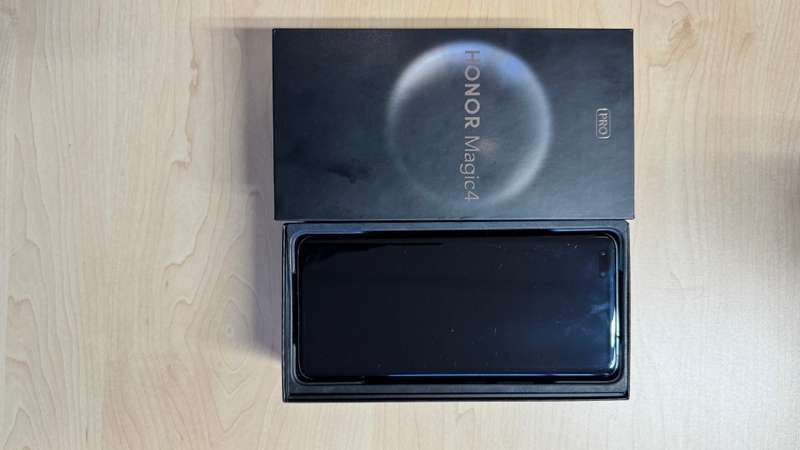 Honor Magic4 Pro 8GB + 256GB 100 X Zoom Camera