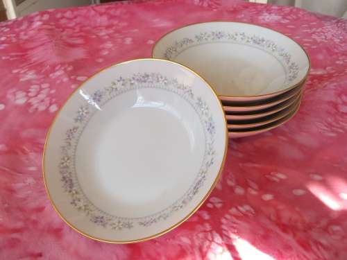 6 X Noritake `Lilac Time` desert bowls.
