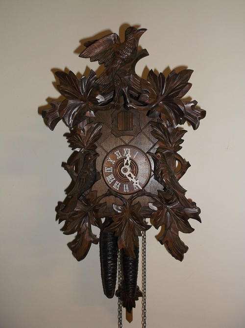(Cuckoo clock) Cuckoo horlosie in baie goeie toestand.
