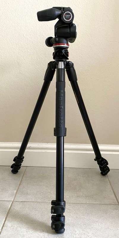 Manfrotto MK290DUA3 - 3W 3-Section Dual Aluminium Tripod with 3-Way Head