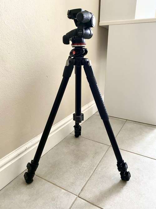 Manfrotto MK290DUA3 - 3W 3-Section Dual Aluminium Tripod with 3-Way Head