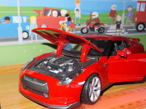 2009 Nissan GT