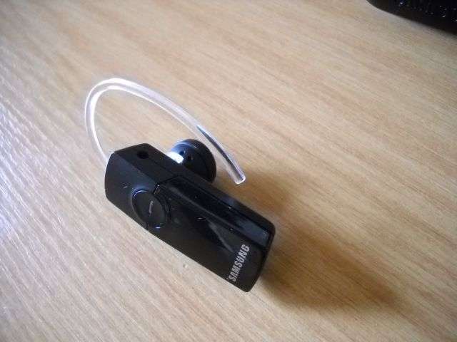 Samsung WEP450 Bluetooth Headset