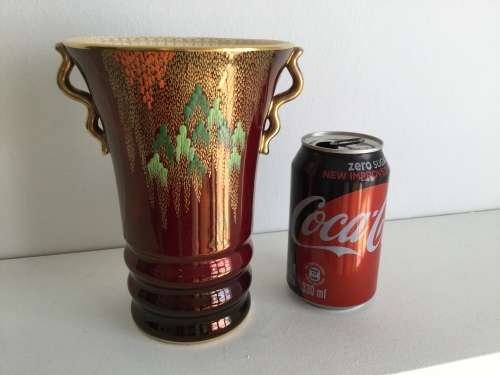 A Carltonware Rouge Royale vase