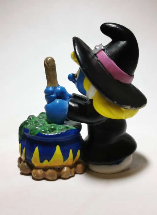 Rare 20547 Witch Smurfette - Original