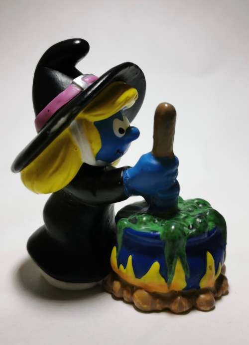 Rare 20547 Witch Smurfette - Original