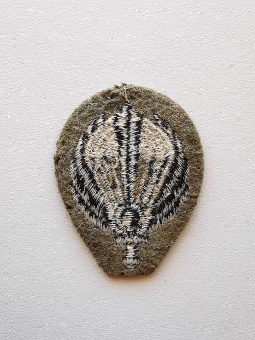 Rare Italian Post WWII Cloth Paratrooper Badge