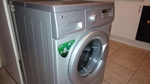 LG F12B8TDP5 8KG Front Loader Washing Machine For Spares Or Can Be Repaired