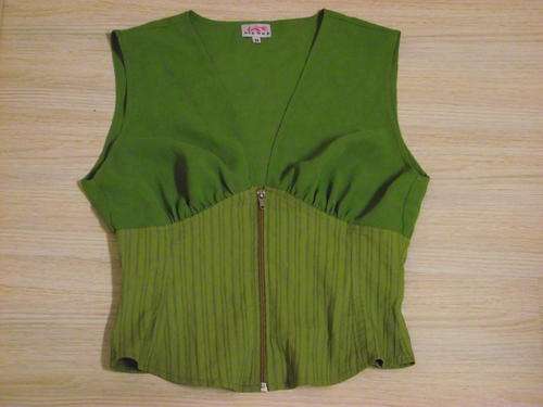 Green chiffon zip top size 34