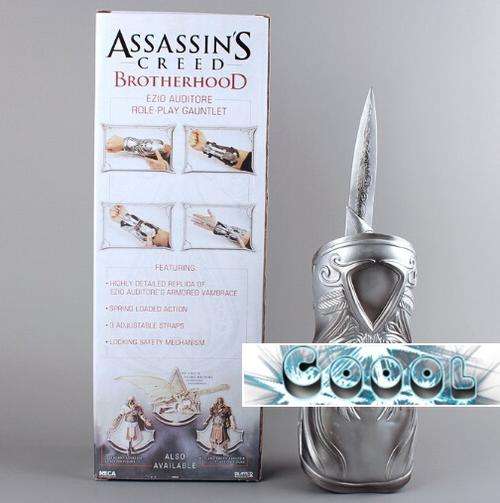 NECA Assassin's Creed Hidden Blade Brotherhood Ezio Auditore Gauntlet Replica Cosplay 1:1