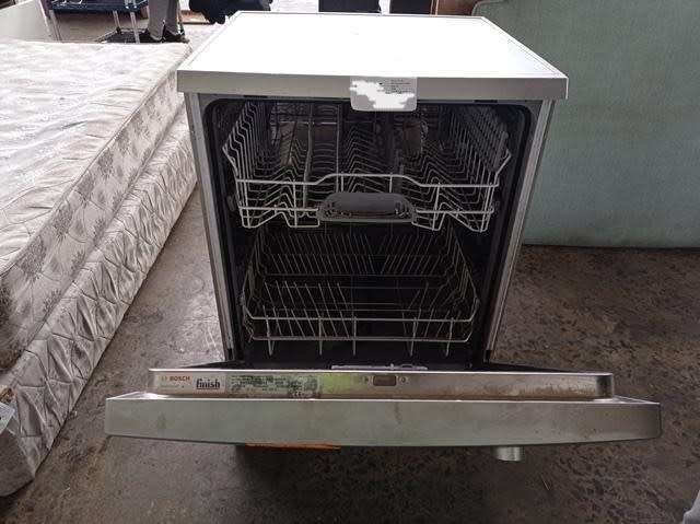 Bosch SMS24AI00Z 60 cm Freestanding Dishwasher