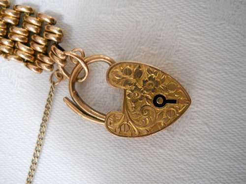 GOLD 9ct  -  HEART LOCK BRACLET - VINTAGE