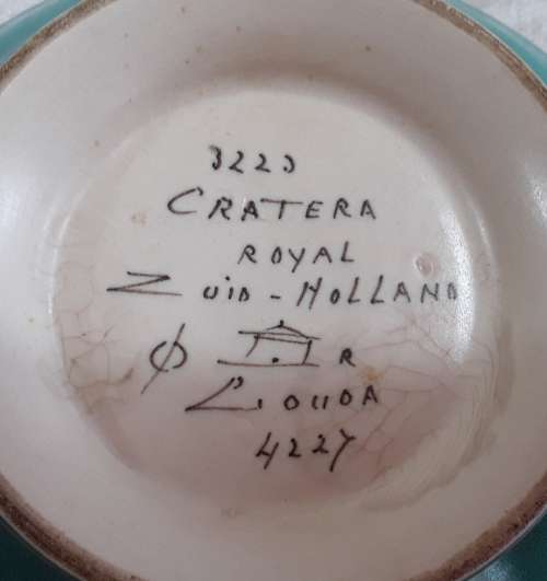 GOUDA    ''CRATERA''   BOWL