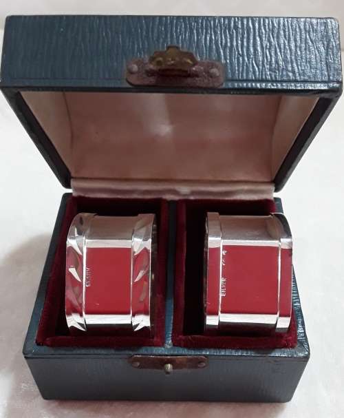 STERLING  -  Cased  -  His / Hers  Serviette  Rings