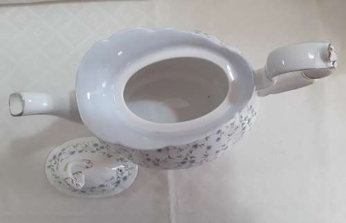 Royal Albert  -  Caroline  -  Tea Pot