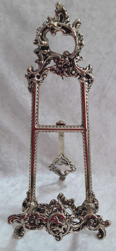 ITALIAN - BRASS EASELS