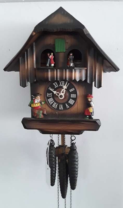 Musical   Cuckoo  Wall  Clock