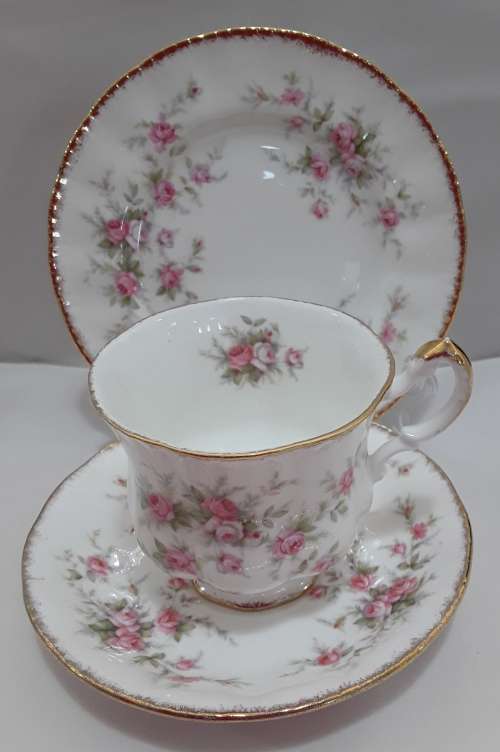 Paragon  -  Victoriana Rose  -  Trio