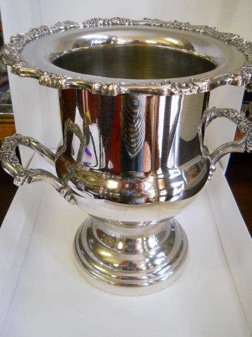 Oneida Plate Champagne Cooler