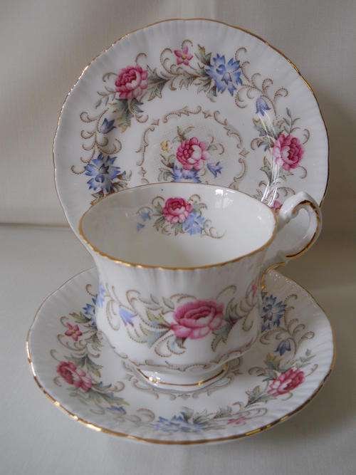 Paragon ''Romance'' Trio.